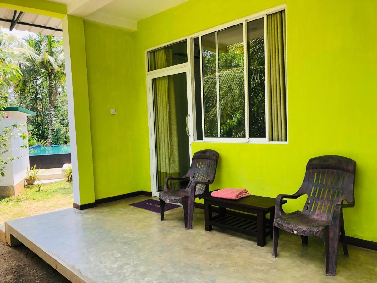Jungle Restaurant And Villa Unawatuna Exterior photo