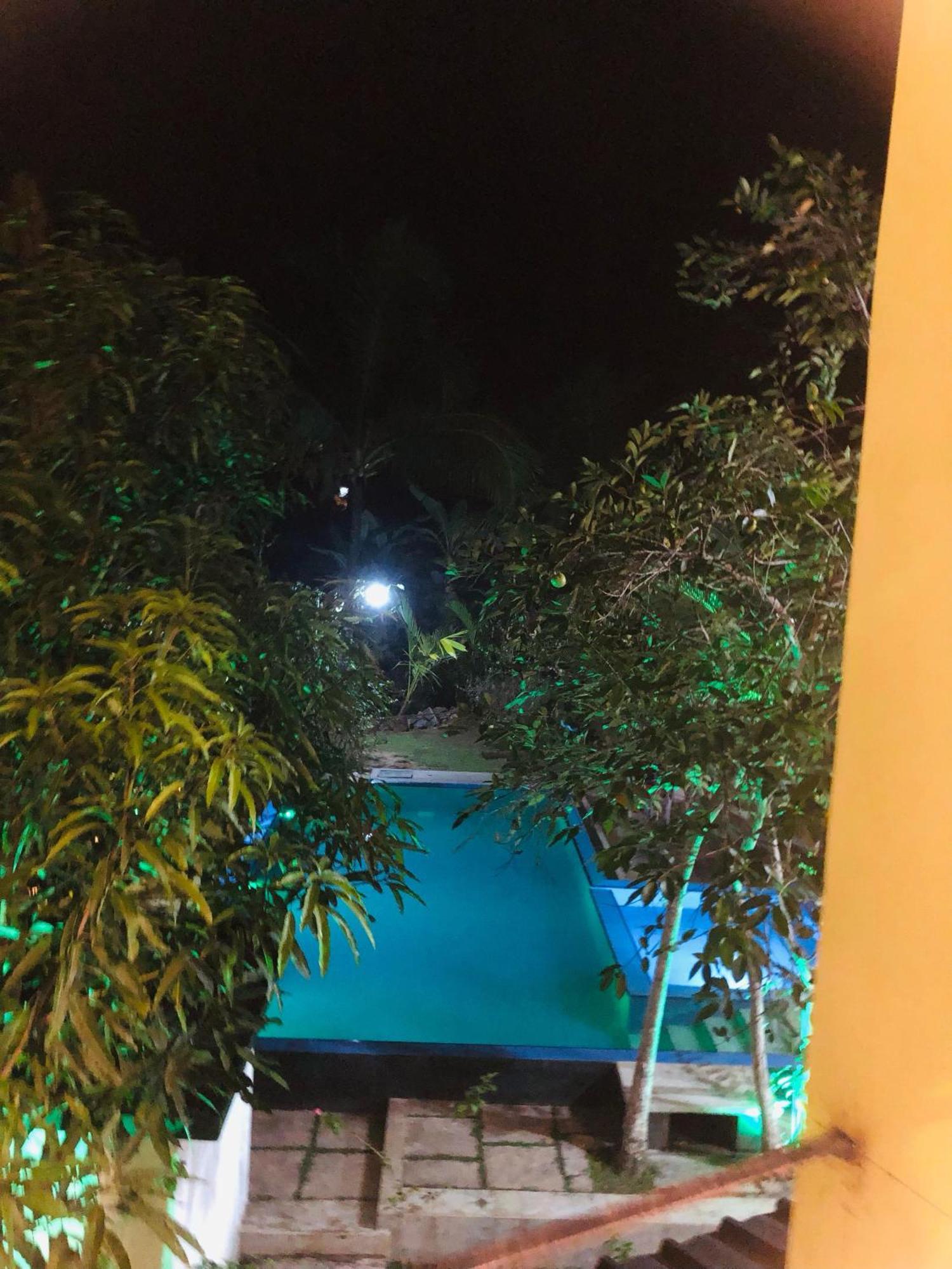 Jungle Restaurant And Villa Unawatuna Exterior photo