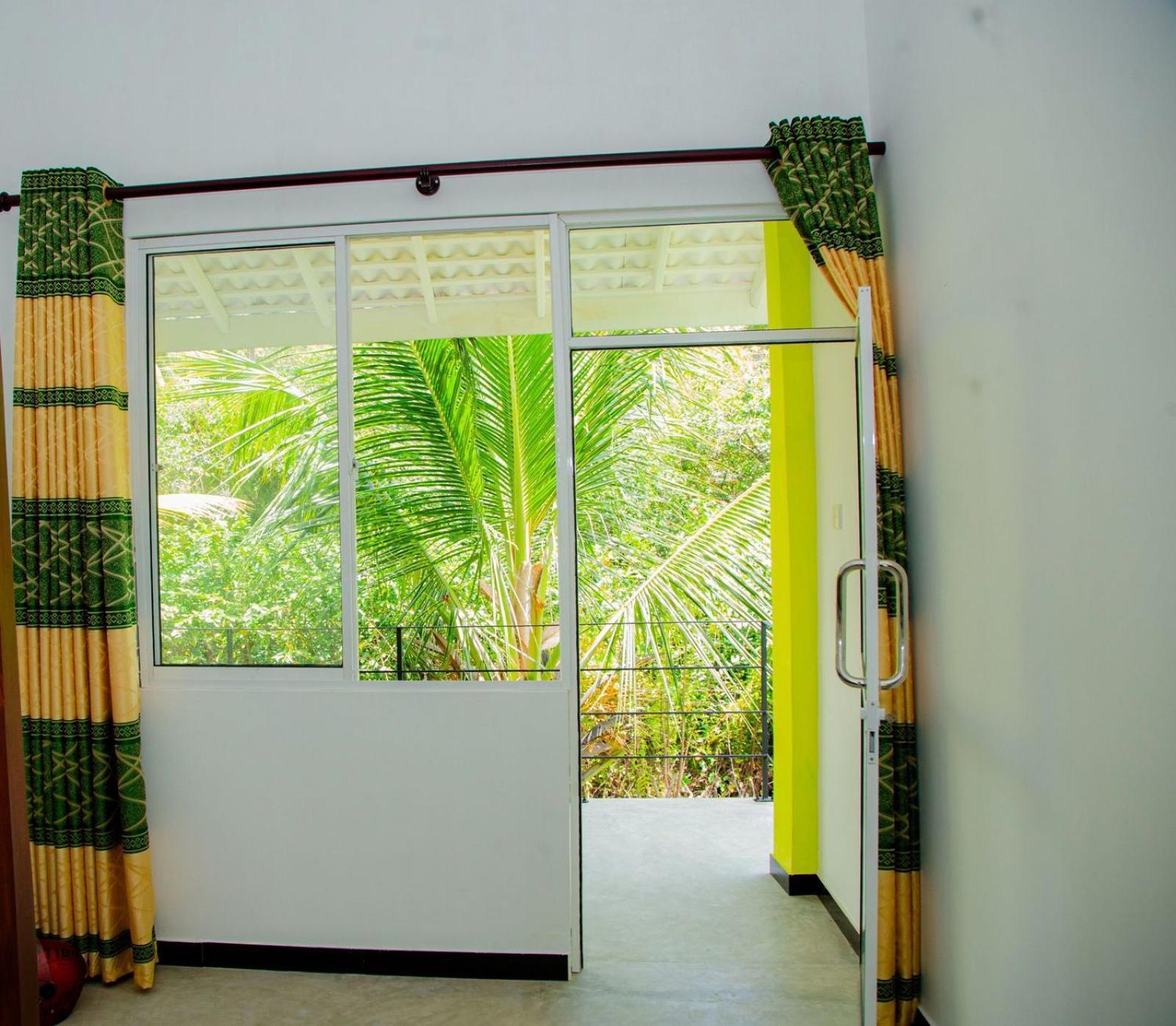 Jungle Restaurant And Villa Unawatuna Exterior photo